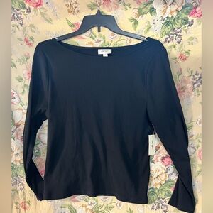 Elegant Black Ribbed Top